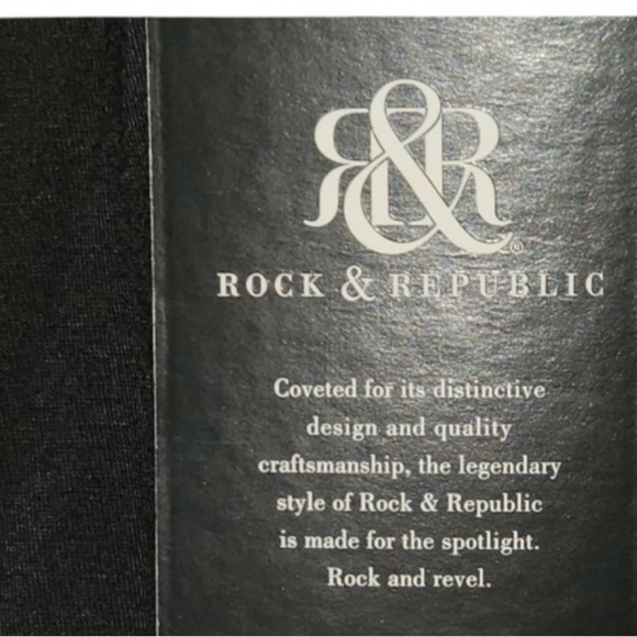 Rock and Republic Black V-Neck Top with Crisscross Sleeves NWOT - Picture 4 of 4